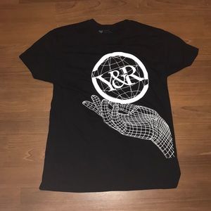 Young and Reckless graphic t shirt